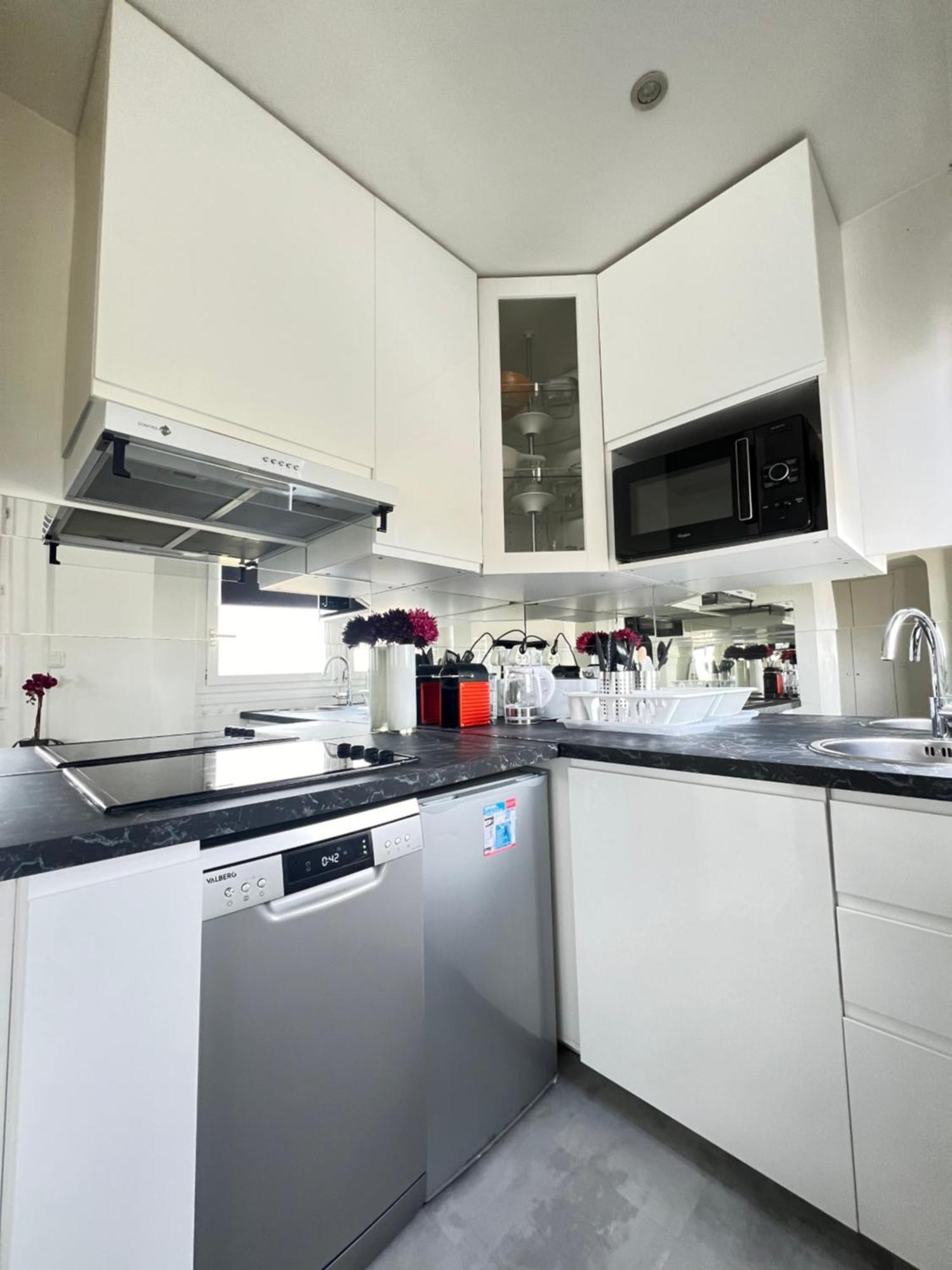 Apartment Home In Paris With View, 15Min Direct To Center Eksteriør bilde